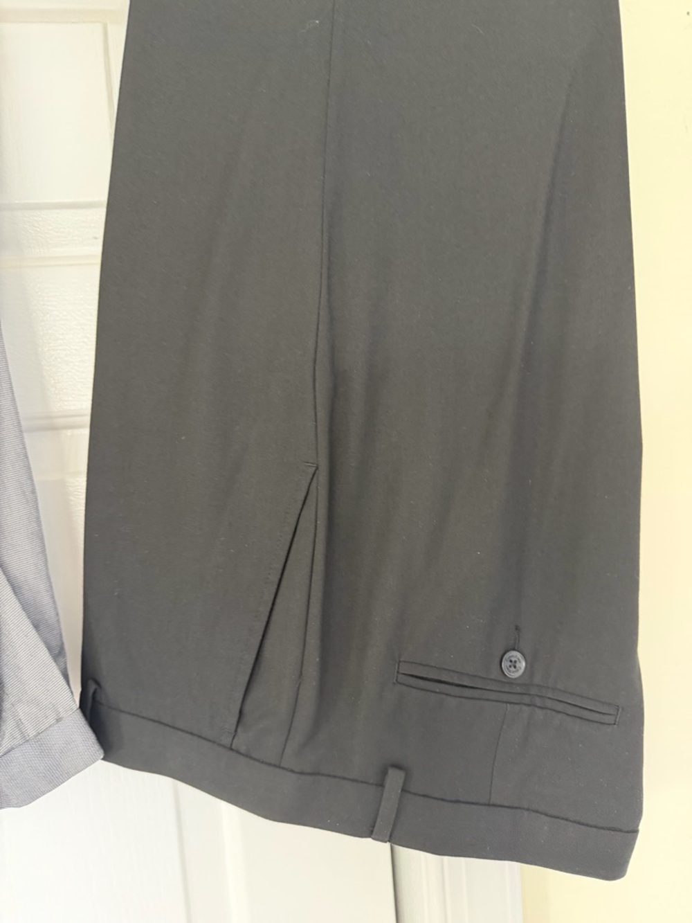 4pair of men’s pants by Banana Republic. New one price 115. New w tags